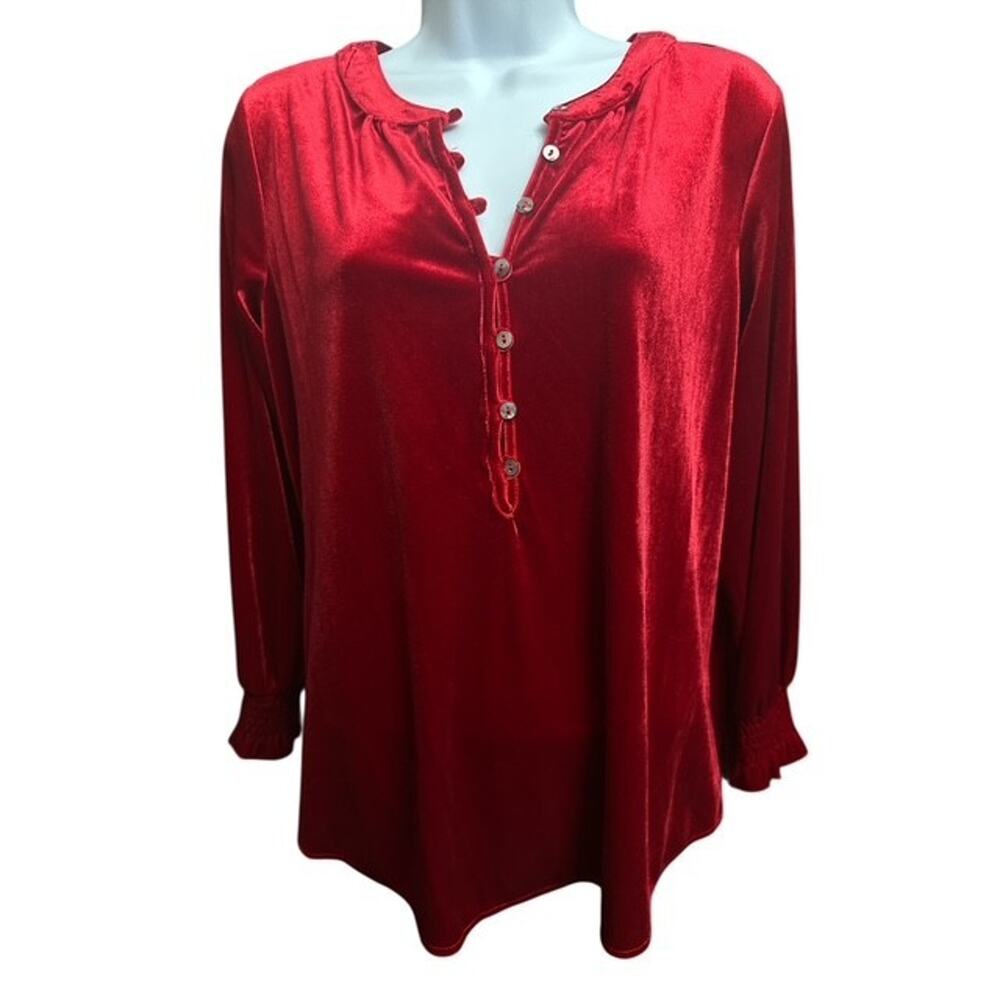 Intro Love the Fit Petite Medium Top PM Red Velvet Velour Long Sleeve Smock Cuff